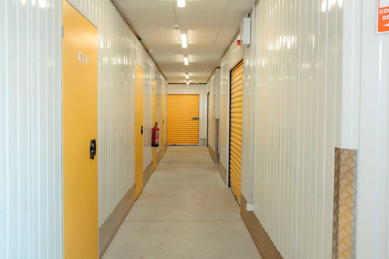 Storage corridor